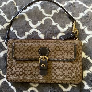 Vintage Coach Wristlet!